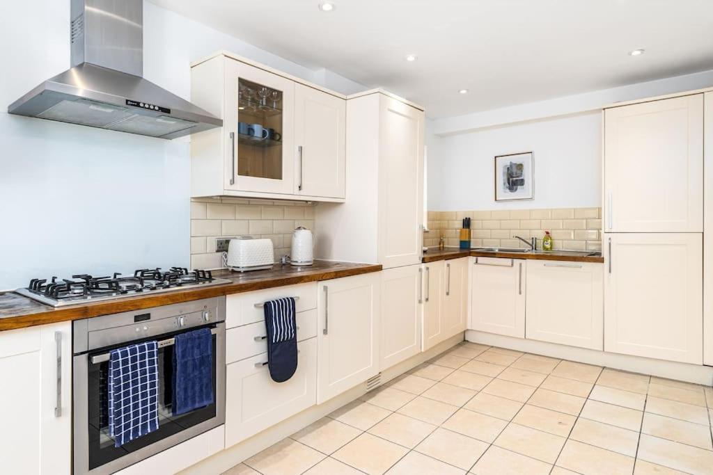 Fortified 4 Bedroom Holly Casa vacanze Bristol